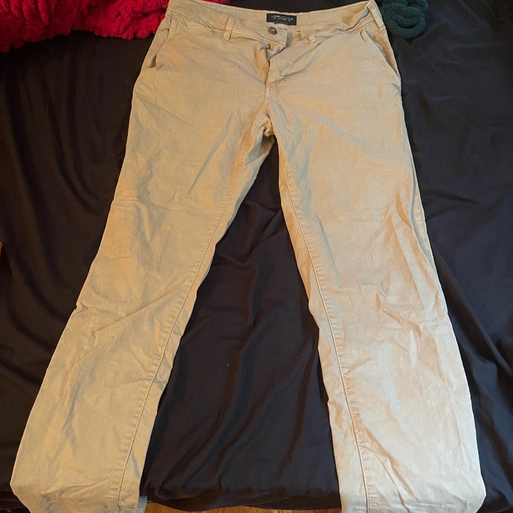 American Eagle Extreme Flex Khaki Pants